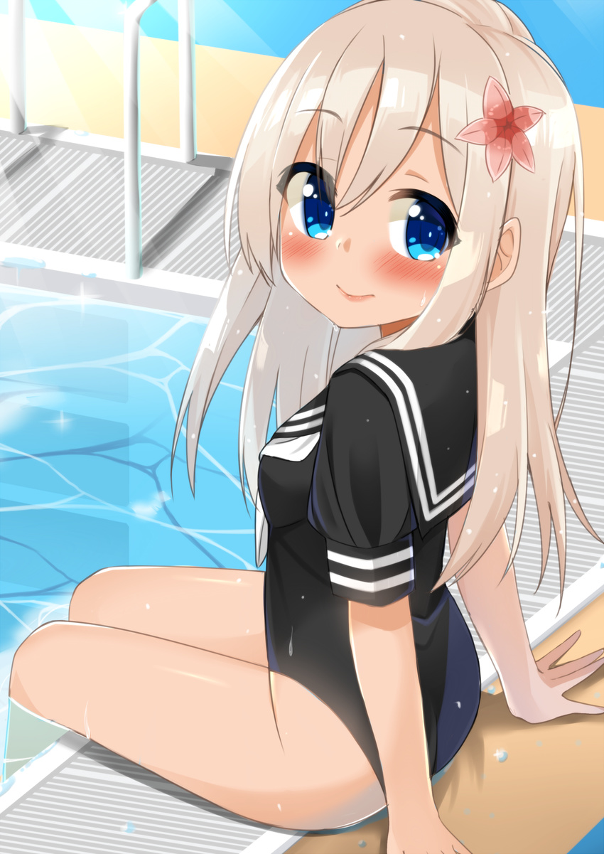 adapted_costume blonde_hair blue_eyes blush cacao_(chocolat) flower hair_flower hair_ornament highres kantai_collection long_hair nontraditional_school_swimsuit one-piece_swimsuit pool_ladder poolside ro-500_(kantai_collection) sailor_collar school_swimsuit school_uniform serafuku smile soaking_feet solo swimsuit swimsuit_under_clothes wet