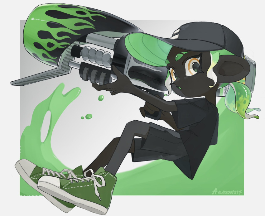 1boy a_a2001214 artist_name baseball_cap black_headwear black_shirt black_shorts border commentary_request dark-skinned_male dark_skin eyebrow_cut full_body green_footwear green_hair grey_background gun hat highres holding holding_gun holding_weapon inkling inkling_boy paint range_blaster_(splatoon) shirt shoes short_hair shorts solo splatoon_(series) splatoon_3 tentacle_hair twitter_username weapon white_border