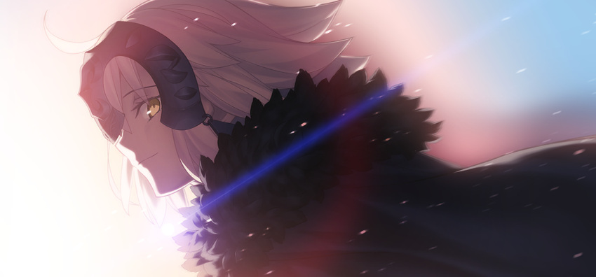 1girl ahoge black_cape cape fate/grand_order fate_(series) fur-trimmed_cape fur_trim game_cg grey_hair headpiece jeanne_d'arc_alter_(fate) lens_flare looking_at_viewer official_art short_hair smile solo white_hair yellow_eyes