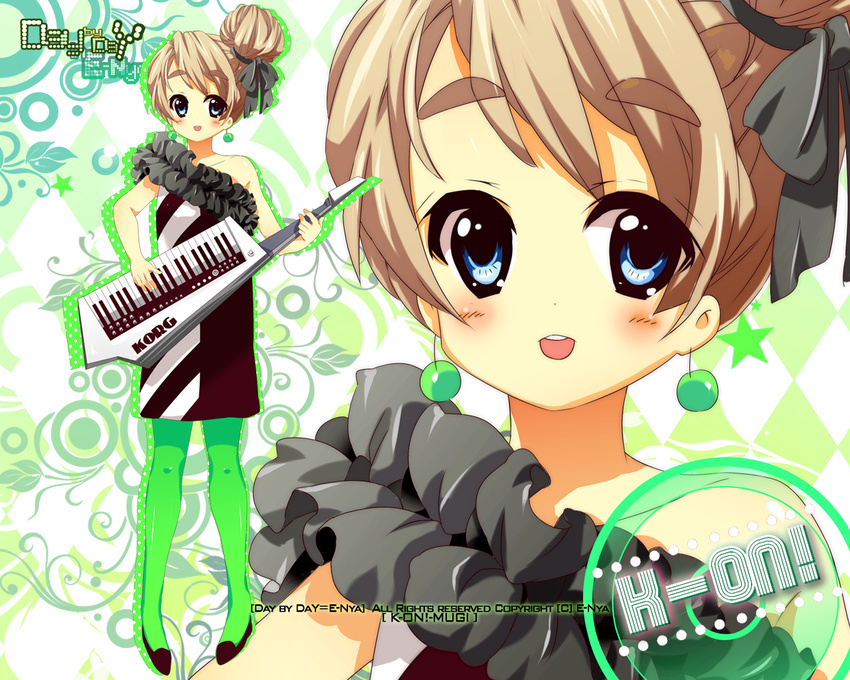 bad_id bad_pixiv_id blonde_hair blue_eyes don't_say_"lazy" dress e-nya eyebrows green_legwear hair_bun instrument k-on! kotobuki_tsumugi pantyhose solo zoom_layer