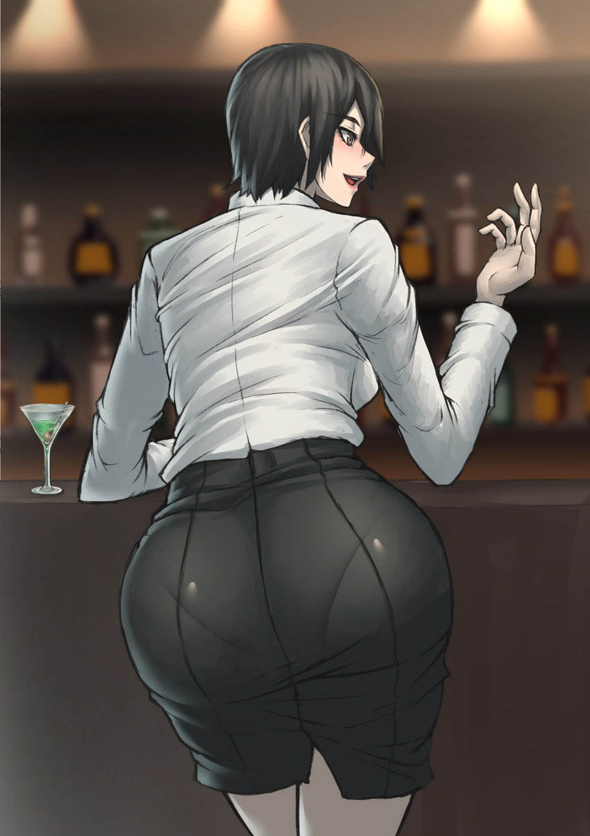 alcohol ass ass_focus bad_id bad_pixiv_id bar black_hair blush brown_eyes cocktail_glass cup drinking_glass from_behind highres office_lady open_mouth original pantylines pencil_skirt short_hair skirt smile solo vanzan