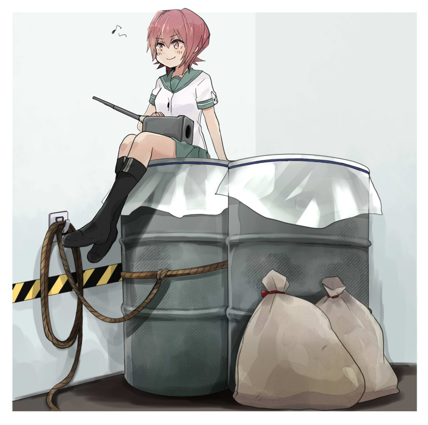 annin_musou arm_support bag bangs black_footwear blouse boots breasts brown_eyes brown_hair commentary_request corner drum_(container) eighth_note foot_dangle green_skirt hair_between_eyes hazard_stripes highres kantai_collection kinu_(kantai_collection) knee_boots looking_away musical_note pleated_skirt rope sack sailor_collar sailor_shirt school_uniform serafuku shadow shirt short_hair short_sleeves sitting sitting_on_object skirt small_breasts smile solo spoken_musical_note turret white_blouse