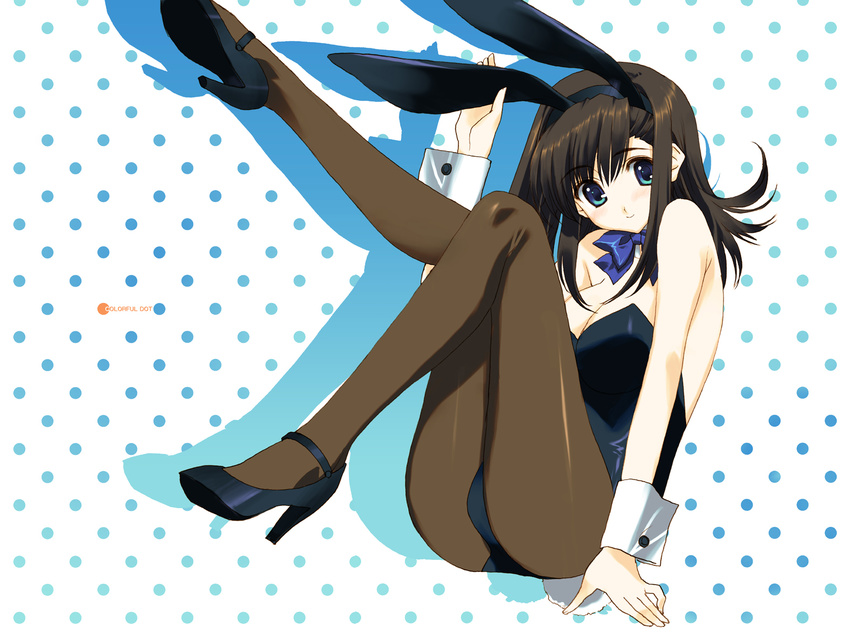 animal_ears blue_eyes bow bowtie breasts brown_hair bunny_ears bunnysuit cleavage copyright_request high_heels highres medium_breasts nakamura_takeshi pantyhose shoes solo