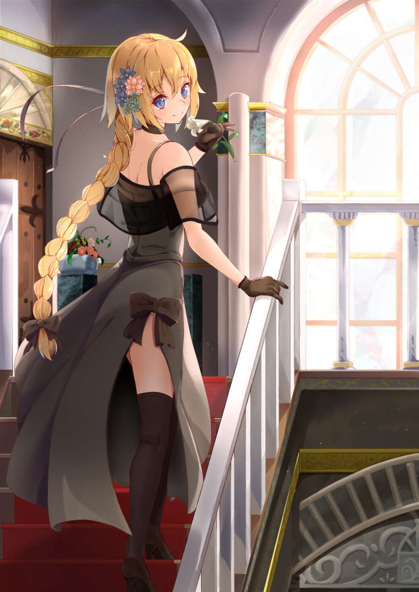 1girl absurdres black_choker black_legwear blonde_hair blue_eyes braided_ponytail breasts brown_footwear brown_gloves choker commentary_request day door dress eyebrows_visible_through_hair fate/grand_order fate_(series) flower from_behind full_body gloves grey_dress hair_between_eyes hair_flower hair_ornament hand_on_railing head_tilt high_heels highres holding holding_flower indoors jeanne_d'arc_(fate) jeanne_d'arc_(fate)_(all) lily_(flower) long_hair looking_at_viewer looking_back medium_breasts nyoon plant potted_plant railing side_slit sleeveless sleeveless_dress smile solo stairs standing thighhighs very_long_hair window