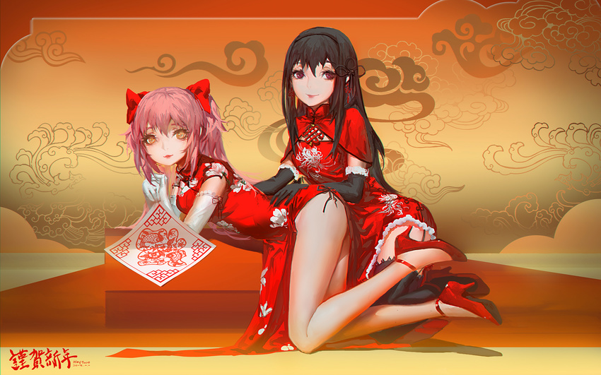 akemi_homura black_hair black_hairband blackrabbitsoul breasts china_dress chinese_clothes dress elbow_gloves garter_straps gloves hairband hands_on_another's_hips highres kaname_madoka kneeling long_hair looking_at_viewer mahou_shoujo_madoka_magica multiple_girls pink_hair purple_eyes short_twintails side_slit small_breasts smile twintails yellow_eyes