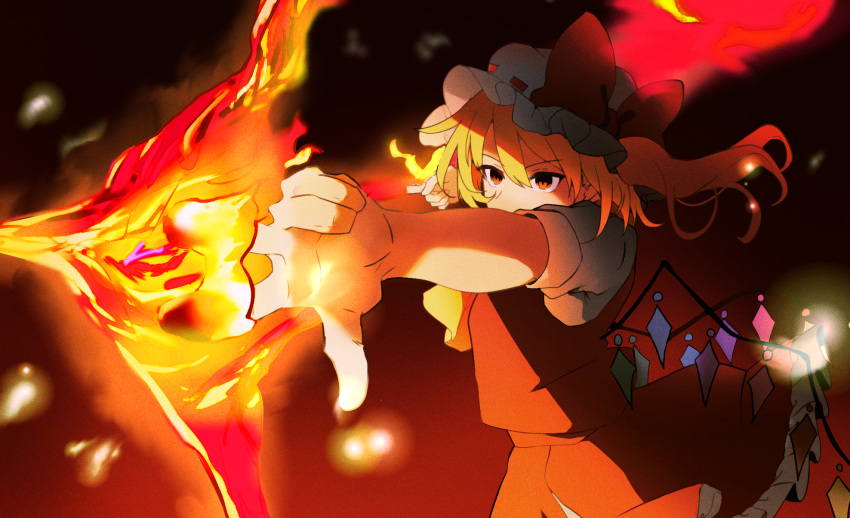 1girl arrow_(projectile) ascot black_background blonde_hair bow commentary_request cowboy_shot crystal double-parted_bangs fighting_stance fire flandre_scarlet floating_hair foreshortening frilled_skirt frills gradient_background hair_between_eyes hat hat_bow highres huge_bow jujutsu_kaisen koroyarou long_hair looking_afar mob_cap outstretched_arm parody red_background red_bow red_eyes red_skirt red_vest serious shirt short_sleeves simple_background skirt solo standing touhou tsurime v-shaped_eyebrows vest white_headwear white_shirt wings yellow_ascot