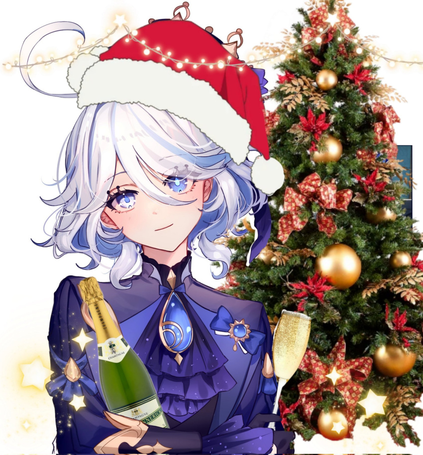 1girl ? abyss_of_alyss ahoge ascot blue_ascot blue_eyes blue_headwear blue_jacket bottle brooch christmas_tree commentary english_commentary furina_(genshin_impact) genshin_impact hair_between_eyes hat head_tilt highres jacket jewelry looking_at_viewer red_headwear santa_hat short_hair simple_background smile solo upper_body white_background white_hair