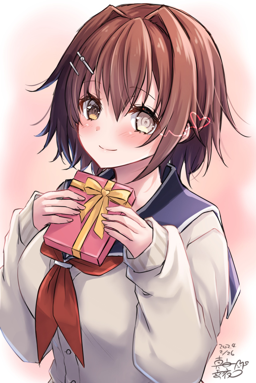 1girl absurdres blue_sailor_collar blush breasts brown_hair furutaka_(kancolle) glowing glowing_eye grey_car hair_ornament hairclip highres kantai_collection mashiro_yukiya medium_breasts sailor_collar school_uniform serafuku short_hair smile solo upper_body valentine yellow_eyes