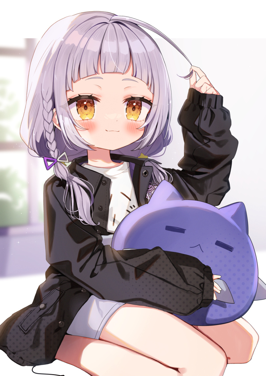 1girl ahoge alternate_costume black_jacket blush braid grey_hair highres hololive jacket looking_at_viewer medium_hair murasaki_shion noi_mine shirt single_braid smile solo virtual_youtuber white_shirt yellow_eyes