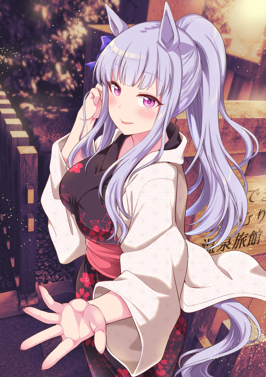 1girl absurdres animal_ears black_kimono blunt_bangs blush breasts ear_ribbon fence floral_print gold_ship_(umamusume) grey_hair hand_on_own_face high_ponytail highres horse_ears horse_girl horse_tail japanese_clothes kimono large_breasts long_hair long_sleeves looking_at_viewer omega.ep onsen open_mouth ponytail print_kimono purple_eyes smile solo tail umamusume wooden_fence yukata