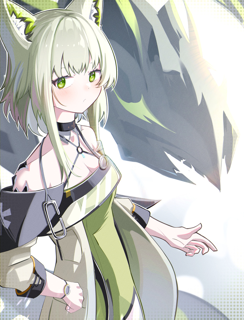 1girl absurdres animal_ear_fluff animal_ears arknights black_choker blonde_hair breasts cat_ears choker cleavage closed_mouth detached_sleeves dress eyebrows_hidden_by_hair from_side green_dress green_eyes hand_on_own_hip highres kal'tsit_(arknights) looking_to_the_side medium_breasts medium_hair oripathy_lesion_(arknights) sidelocks sleeves_past_wrists solo spam_(spamham4506) upper_body