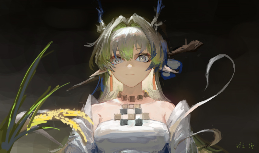 1girl arknights bare_shoulders breasts chinese_commentary gradient_hair green_hair grey_eyes highres horns jewelry light_smile lingear long_hair looking_at_viewer multicolored_hair necklace pointy_ears shu_(arknights) solo