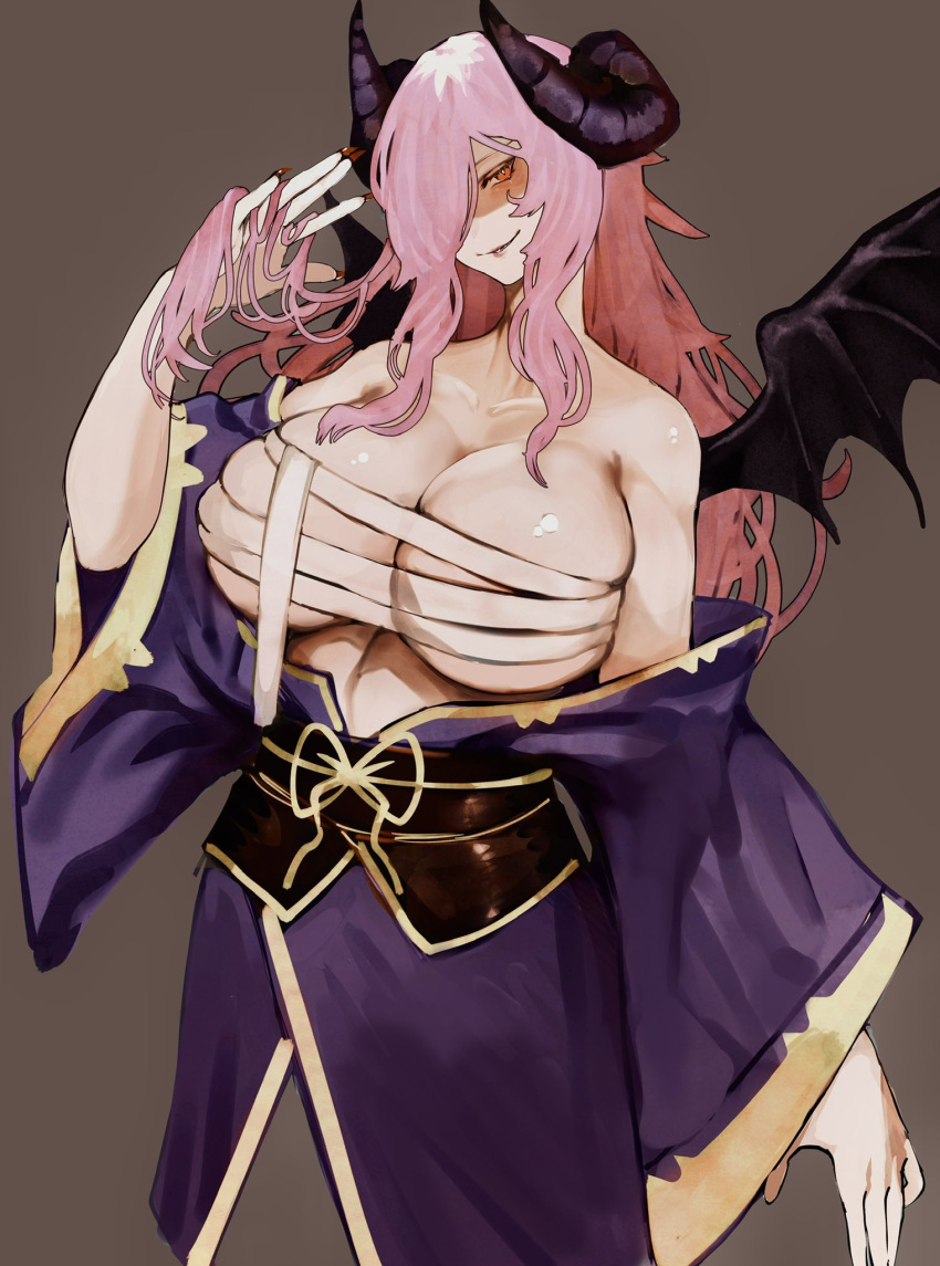 1girl bare_shoulders bat_wings black_horns black_wings breasts brown_background chest_sarashi cleavage collarbone demon_girl demon_horns demon_wings hair_over_one_eye hand_in_own_hair highres horns huge_breasts japanese_clothes kimono long_hair looking_at_viewer obi off_shoulder original pink_hair purple_kimono red_eyes sarashi sash simple_background smile solo tomatolover16 wings