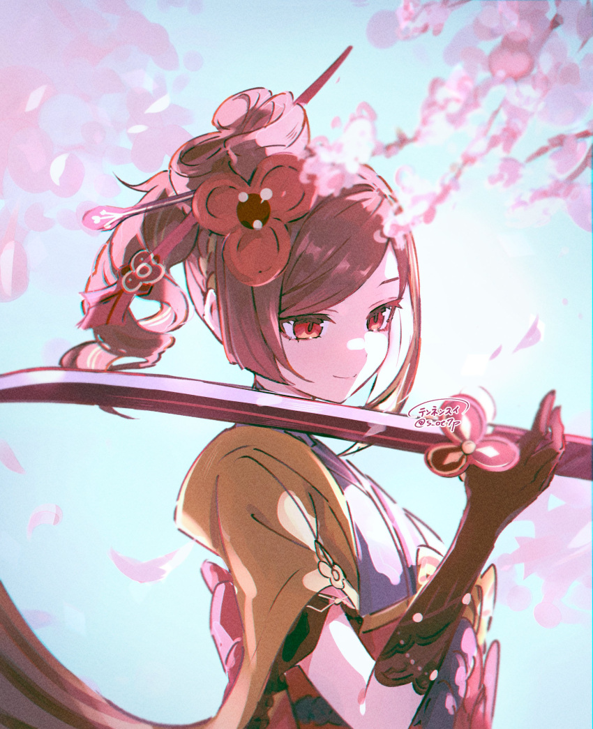 1girl absurdres black_gloves blue_sky branch brown_hair cherry_blossoms chiori_(genshin_impact) clear_sky closed_mouth day detached_sleeves drill_hair drill_ponytail elbow_gloves genshin_impact gloves grey_kimono hair_ornament hair_stick hand_up highres holding holding_sword holding_weapon japanese_clothes kimono long_hair long_sleeves looking_down midorinokaibutu4500 obi outdoors red_eyes sash short_sword side_ponytail sidelocks sky smile solo swept_bangs sword twitter_username upper_body weapon yellow_sleeves