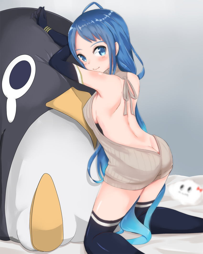 ahoge alternate_costume ass back backless_dress backless_outfit bangs bare_back bare_shoulders bed_sheet black_gloves black_legwear blue_eyes blue_hair blush_stickers breasts butt_crack closed_mouth cowboy_shot dimples_of_venus dress elbow_gloves eyebrows_visible_through_hair failure_penguin fingernails from_behind gloves gradient_hair grey_dress grey_sweater halterneck highres instant_(ioarthus) kantai_collection kneeling legs_apart long_hair looking_at_viewer looking_back md5_mismatch medium_breasts meme_attire multicolored_hair naked_sweater on_bed ribbed_sweater samidare_(kantai_collection) shoulder_blades sideboob sleeveless sleeveless_turtleneck smile solo sweater sweater_dress thighhighs turtleneck turtleneck_sweater very_long_hair virgin_killer_sweater