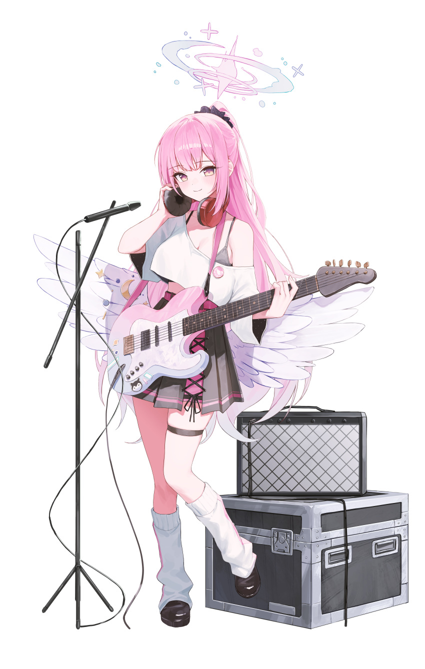 1girl absurdres alternate_costume amplifier black_skirt black_sports_bra blue_archive blush box breasts cleavage closed_mouth cross-laced_clothes cross-laced_skirt electric_guitar feathered_wings full_body gnns guitar halo headphones headphones_around_neck highres instrument kneehighs large_breasts long_hair looking_at_viewer low_wings microphone microphone_stand mika_(blue_archive) music pink_hair pink_halo playing_instrument shirt short_sleeves simple_background single_bare_shoulder single_off_shoulder skindentation skirt smile socks solo sports_bra standing standing_on_one_leg thigh_strap thighs white_background white_shirt white_socks white_wings wing_ornament wings yellow_eyes