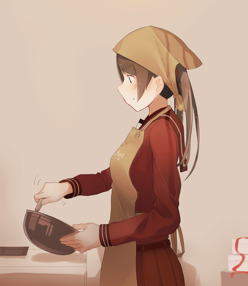 apron belt black_eyes blush breasts brown_background brown_hair brown_skirt closed_mouth commentary_request cooking cowboy_shot from_side fuu_fuu highres holding kantai_collection long_hair long_sleeves medium_breasts mikuma_(kantai_collection) motion_lines pleated_skirt profile school_uniform serafuku simple_background skirt smile solo