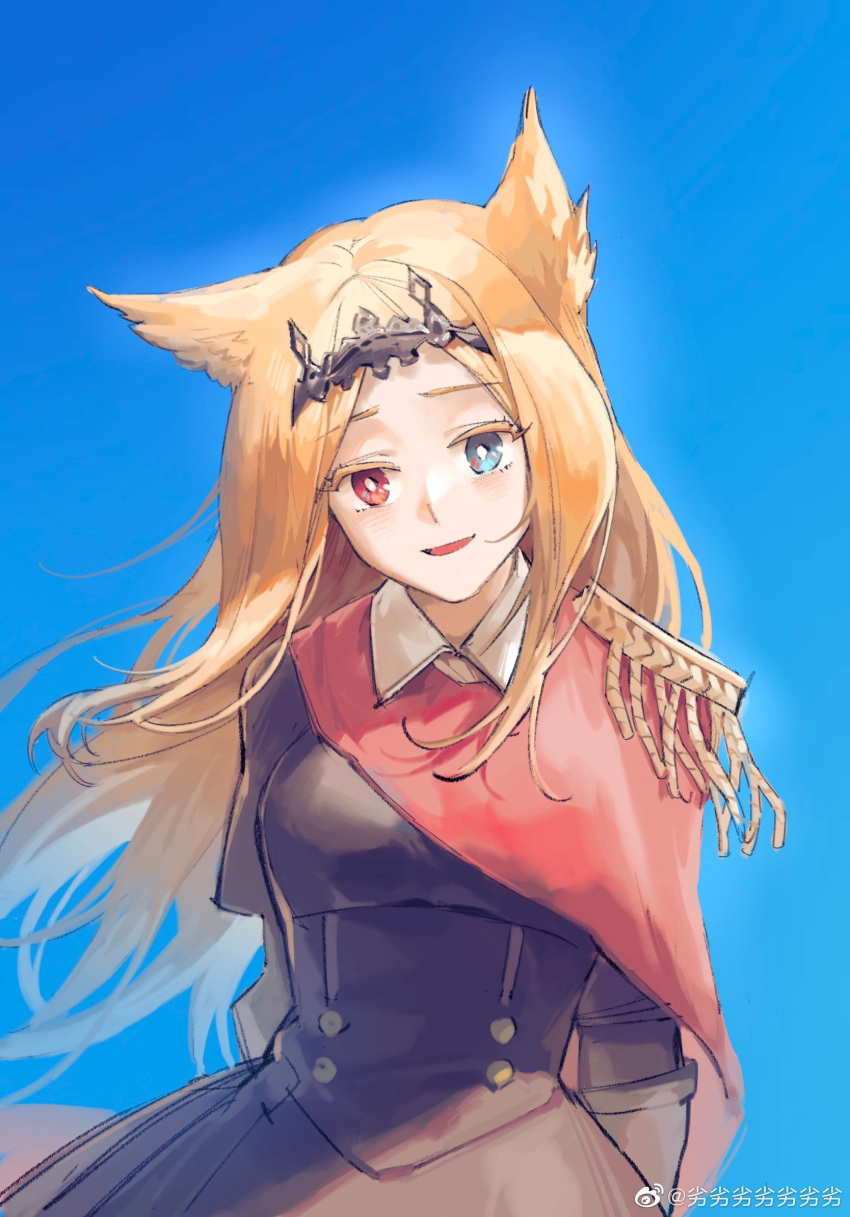 1girl animal_ear_fluff animal_ears archetto_(arknights) arknights arms_behind_back black_dress blonde_hair blue_background blue_eyes bright_pupils cape chinese_commentary commentary_request dress epaulettes heterochromia highres lion_ears lion_girl long_hair red_cape red_eyes simple_background solo tiara upper_body weibo_username wendy3807 white_pupils