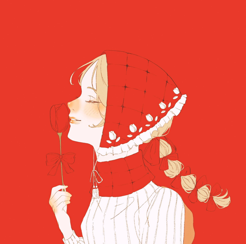 1girl blonde_hair blush bonnet bow commentary flower hair_bow hair_ribbon hand_blush highres holding holding_flower long_hair multiple_hair_bows nose_blush original puffy_sleeves red_background red_flower red_rose ribbed_shirt ribbon rose see-through see-through_sleeves shim_46 shirt simple_background smile solo teeth upper_body white_shirt