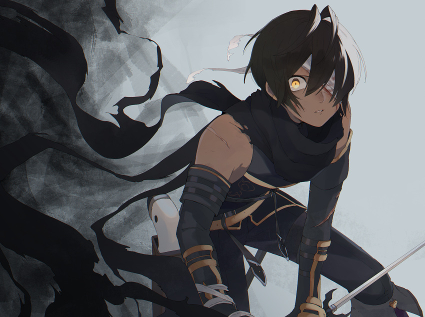 1boy bandage_over_one_eye black_gloves black_hair black_scarf blood blood_on_face commentary_request constricted_pupils dark-skinned_male dark_skin elbow_gloves fighting_stance gloves granblue_fantasy grey_background hair_between_eyes highres holding holding_knife jamil_(granblue_fantasy) knife looking_at_viewer male_focus parted_lips rozu_ki scar scar_on_face scarf short_hair solo torn_clothes torn_scarf wide-eyed yellow_eyes