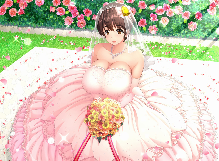 :d alternate_costume arm_at_side bare_shoulders bell blush bouquet bow breasts bridal_veil brown_hair bush cleavage cobblestone collarbone cow_bell dress elbow_gloves eyebrows_visible_through_hair falling_petals flower gloves grass hair_bell hair_bow hair_ornament holding holding_bouquet huge_breasts idolmaster idolmaster_cinderella_girls jewelry layered_dress light_particles long_dress looking_at_viewer necklace oikawa_shizuku open_mouth outdoors pearl_necklace petals pink_flower pink_rose red_flower rose rose_bush short_hair smile solo sparkle standing sunlight umasan veil wedding wedding_dress white_bow white_dress white_gloves yellow_eyes yellow_flower