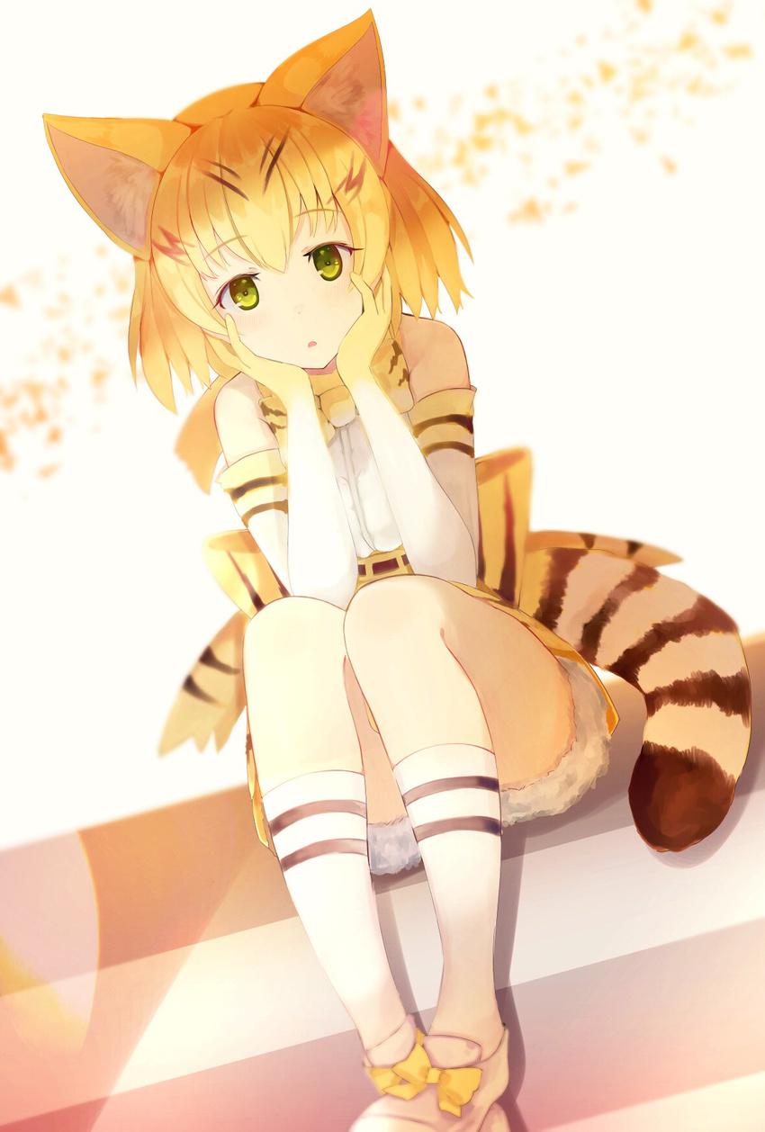 ancolatte_(onikuanco) animal_ears blonde_hair bow bowtie cat_ears elbow_gloves eyebrows_visible_through_hair gloves green_eyes hands_on_own_face highres kemono_friends kneehighs looking_at_viewer orange_bow orange_neckwear parted_lips sand_cat_(kemono_friends) sand_cat_print short_hair sitting solo white_gloves white_legwear