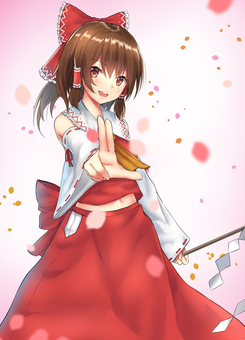 absurdres blush bow brown_eyes brown_hair detached_sleeves eyebrows_visible_through_hair hair_bow hair_tubes hakurei_reimu highres looking_at_viewer navel open_mouth phano_(125042) red_bow short_hair smile solo touhou wide_sleeves