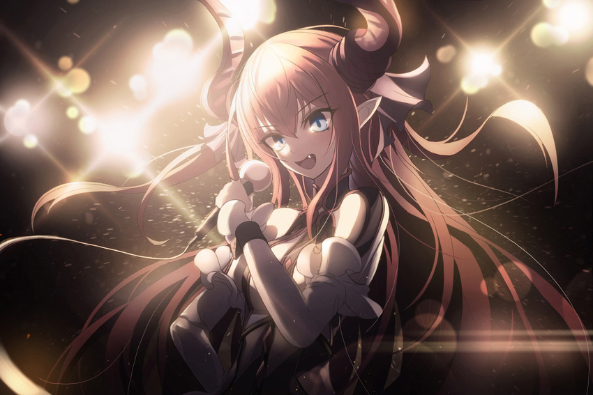 :d asymmetrical_horns bangs black_background blue_eyes cable detached_sleeves diffraction_spikes elizabeth_bathory_(fate) elizabeth_bathory_(fate)_(all) eyebrows_visible_through_hair fang fate/extra fate/extra_ccc fate_(series) hair_between_eyes hand_on_hip highres holding holding_microphone horns inho_song lens_flare long_hair looking_at_viewer microphone open_mouth pink_hair pointy_ears sidelocks smile solo spotlight turtleneck upper_body v-shaped_eyebrows