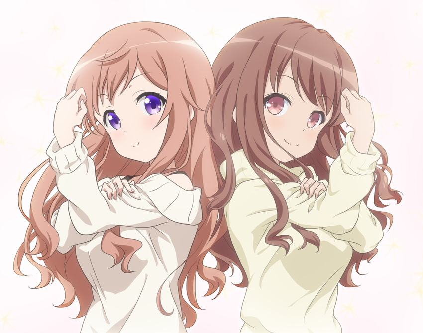 back-to-back bare_shoulders blue_eyes brown_hair crossover eyebrows_visible_through_hair gochuumon_wa_usagi_desu_ka? highres hoto_mocha kayano_ai komiya_kaori long_hair looking_at_viewer multiple_girls pink_background purple_eyes red_eyes red_star_(toranecomet) seiyuu_connection simple_background smile sora_no_method standing sweater upper_body white_sweater