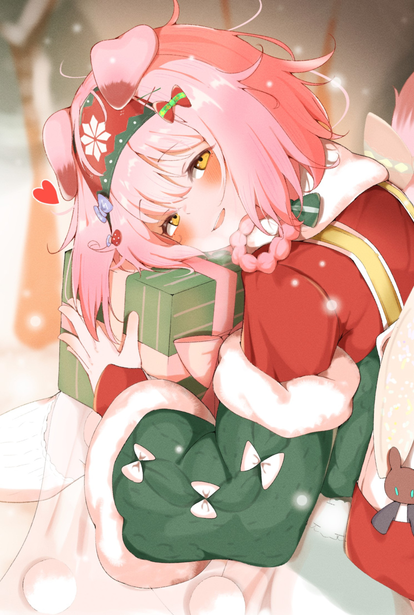1girl animal_ears arknights blue_bow bow braid cat_ears christmas christmas_present detached_sleeves floppy_ears floral_print fur-trimmed_sleeves fur_trim gift goldenglow_(arknights) goldenglow_(maiden_for_the_bright_night)_(arknights) green_sleeves hairband head_tilt heart highres holding holding_gift long_hair looking_at_viewer messy_hair official_alternate_costume pcaccount13 pink_hair print_hairband red_shirt shirt solo yellow_eyes