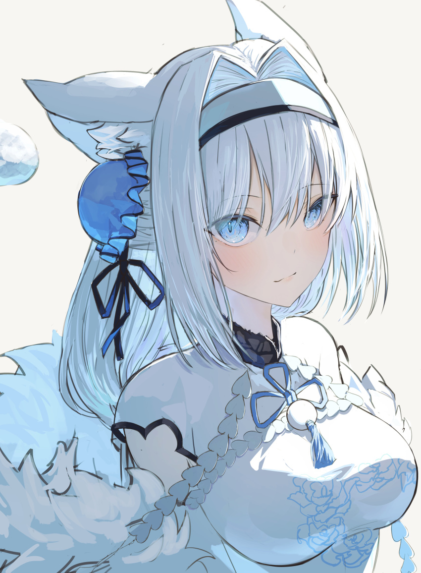 1girl absurdres animal_ears blue_eyes bun_cover china_dress chinese_clothes dobrynya_nikitich_(dream_portrait)_(fate) dobrynya_nikitich_(fate) dress fate/grand_order fate_(series) hair_intakes hairband highres long_hair tail white_dress white_hair yagi_(yagi5art)