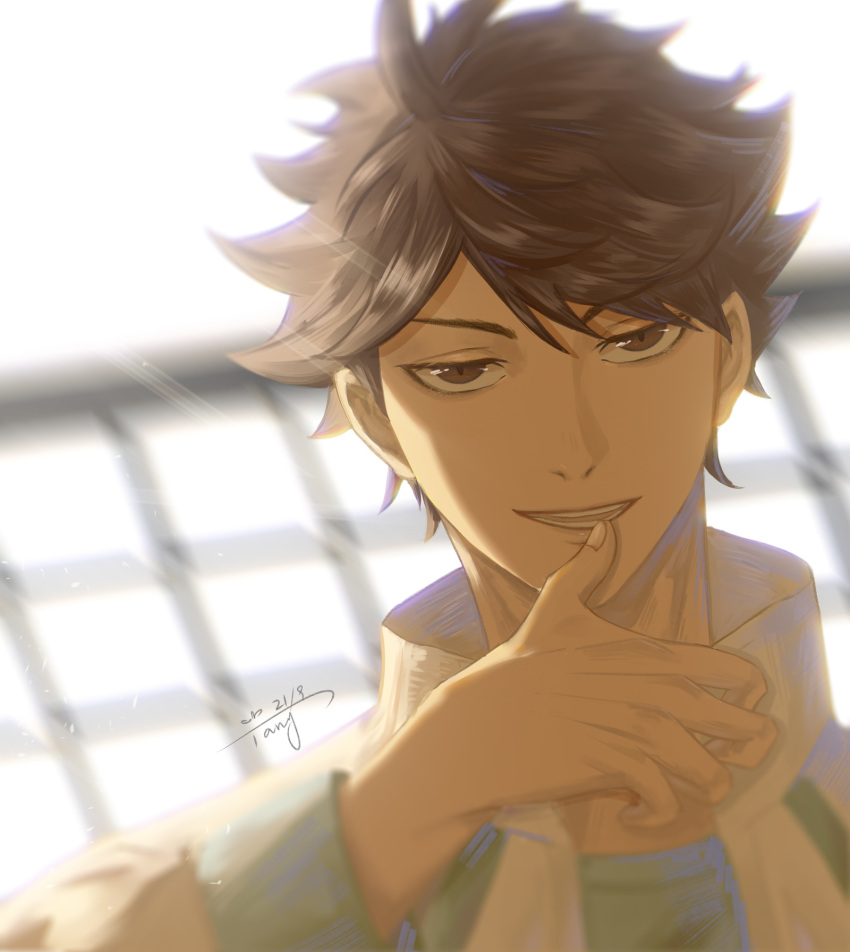 1boy ahoge blue_shirt blurry blurry_background brown_eyes brown_hair chinese_commentary collared_jacket commentary dated finger_to_own_chin fingernails haikyuu!! high_collar highres jacket long_sleeves looking_at_viewer making-of_available male_focus oikawa_tooru_(haikyuu!!) open_clothes open_jacket open_mouth sanshui_guantang shirt short_hair signature simple_background smile smug solo sunlight teeth upper_body white_background white_jacket white_sleeves