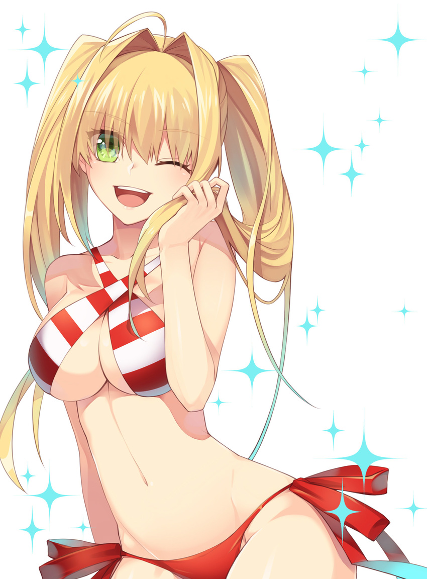 ;d ahoge bikini blonde_hair breasts criss-cross_halter eyebrows_visible_through_hair fate/grand_order fate_(series) green_eyes halterneck highres long_hair looking_at_viewer medium_breasts navel nero_claudius_(fate)_(all) nero_claudius_(swimsuit_caster)_(fate) one_eye_closed open_mouth side-tie_bikini simple_background smile solo sparkle standing striped striped_bikini swimsuit toujou_masateru twintails white_background