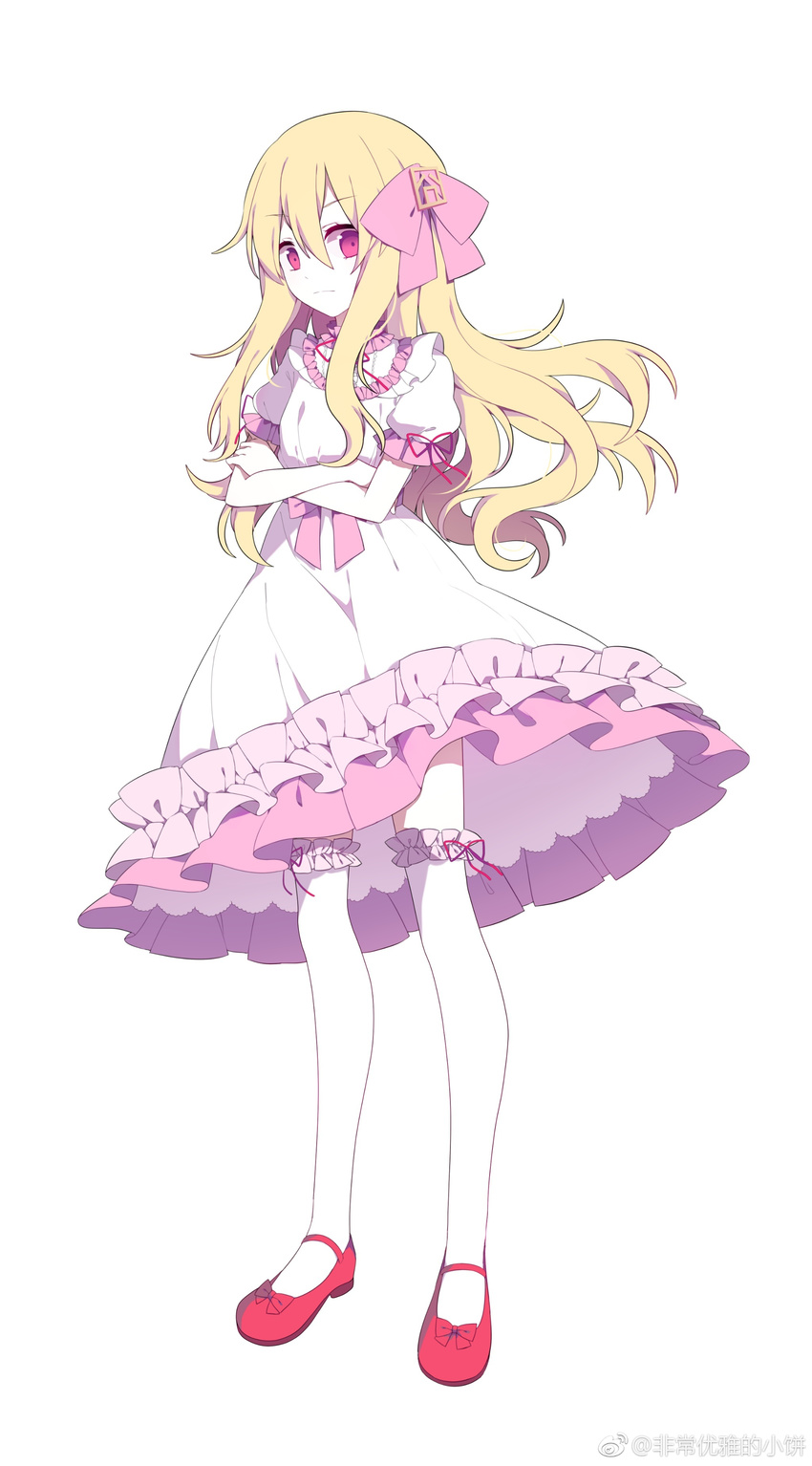 absurdres bad_proportions blonde_hair bow closed_mouth collar crossed_arms dress expressionless eyebrows_visible_through_hair frill_trim frilled_collar frilled_dress frilled_legwear frilled_shirt_collar frills full_body gla hair_between_eyes hair_bow hair_ornament highres kanji_hair_ornament keisenko long_hair looking_at_viewer original pink_bow pink_eyes puffy_short_sleeves puffy_sleeves red_footwear shoes short_sleeves simple_background solo standing thighhighs watermark weibo_logo weibo_username white_background white_dress white_legwear zettai_ryouiki