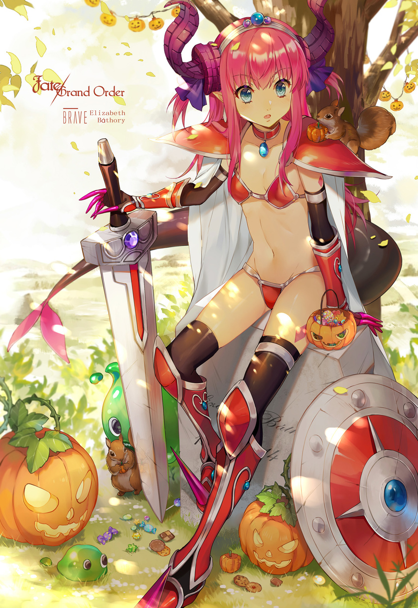 animal animal_on_shoulder arm_support armor armored_boots bad_id bad_pixiv_id bangs bikini bikini_armor black_legwear blue_eyes boots breasts broadsword candy candy_wrapper cape character_name checkerboard_cookie choker collarbone commentary_request cookie copyright_name curled_horns day dragon_horns dragon_tail ekita_xuan elizabeth_bathory_(brave)_(fate) elizabeth_bathory_(fate)_(all) eyebrows_visible_through_hair fang fate/grand_order fate_(series) food grass hair_ribbon halloween halloween_basket highres holding holding_food holding_sword holding_weapon horns jack-o'-lantern knee_boots leaves_in_wind lollipop long_hair looking_to_the_side navel outdoors oversized_clothes parted_lips pauldrons pink_hair pointy_ears pumpkin purple_ribbon red_bikini red_choker red_footwear ribbon shield shoes sidelocks silver_trim sitting slime small_breasts solo spiked_shoes spikes squirrel string_bikini swimsuit sword tail thighhighs tiara tombstone tree two_side_up v-shaped_eyebrows vambraces weapon white_cape