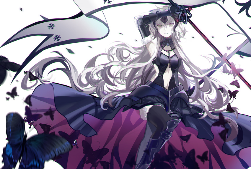 absurdly_long_hair argyle_cutout armor armored_boots armored_dress banner black_dress black_gloves black_legwear boots chain dress elbow_gloves fate/grand_order fate_(series) floating_hair fur_trim gloves hair_between_eyes highres holding holding_sword holding_weapon jeanne_d'arc_(alter)_(fate) jeanne_d'arc_(fate)_(all) long_hair navel navel_cutout parted_lips silver_hair simple_background smile solo sword thighhighs very_long_hair weapon white_background white_skin yellow_eyes zgxuke