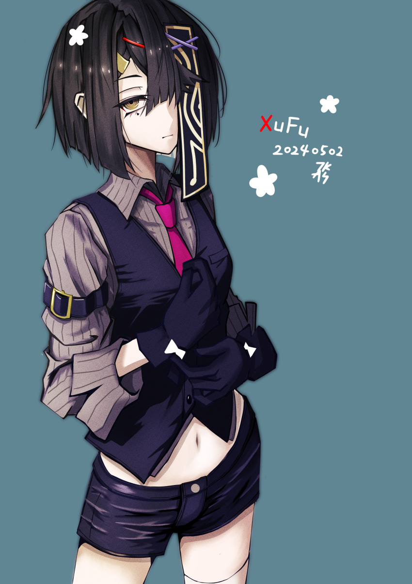 1girl absurdres alternate_costume arm_belt black_gloves black_hair black_vest blue_background breasts collared_shirt fate/grand_order fate_(series) gloves hair_ornament hair_over_one_eye hair_stick heart highres long_sleeves looking_at_viewer midriff mole mole_under_eye navel necktie red_necktie shirt short_hair short_shorts shorts small_breasts solo straight_hair striped_clothes striped_shirt tsukaasa vertical-striped_clothes vertical-striped_shirt vest xu_fu_(fate)