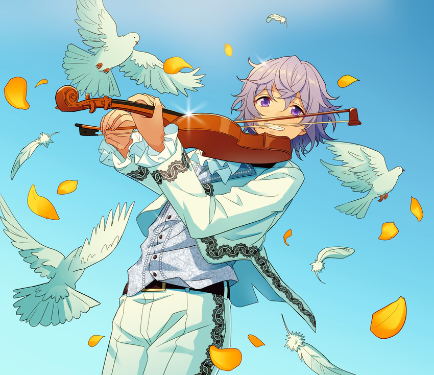 absurdres bow_(instrument) dorifesu! formal gosi_zzz gradient gradient_background highres instrument male_focus music playing_instrument protected_link purple_eyes purple_hair sawamura_chizuru solo violin