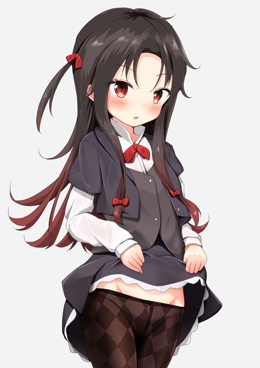 :o bangs black_hair black_legwear blush commentary_request crotch_seam eyebrows_visible_through_hair gradient_hair grey_background groin highres lifted_by_self long_hair looking_at_viewer mochiyuki multicolored_hair one_side_up pantyhose parted_lips red_eyes red_hair ryuuou_no_oshigoto! school_uniform simple_background skirt skirt_lift solo very_long_hair yashajin_ai