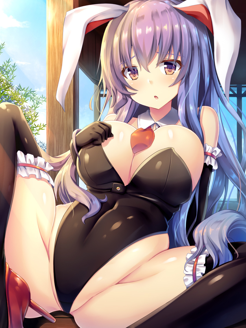 animal_ears black_legwear breasts bunny_ears bunny_girl bunnysuit gloves high_heels highres large_breasts leotard liya long_hair purple_hair reisen_udongein_inaba solo thighhighs touhou