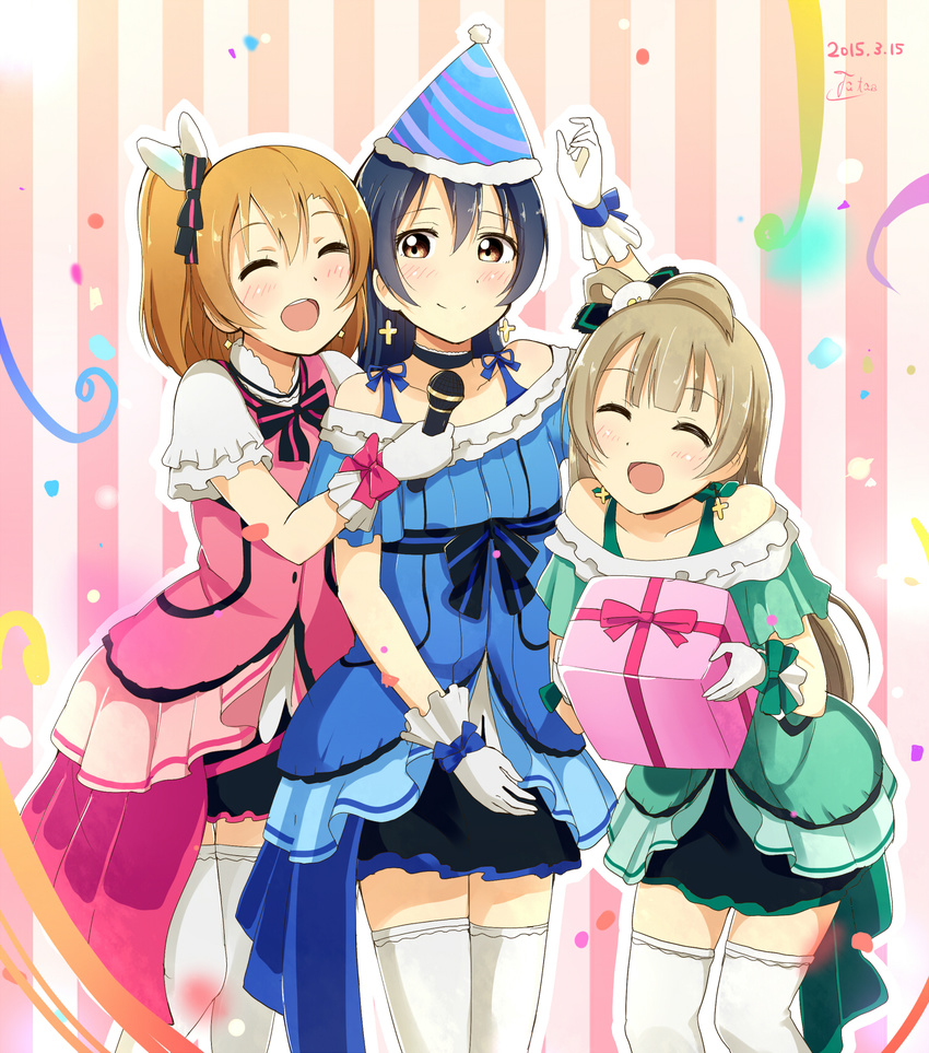 bangs birthday blue_hair blush bow box closed_eyes commentary_request cowboy_shot dress earrings eyebrows_visible_through_hair gift gift_box girl_sandwich gloves grey_hair hair_between_eyes hair_ornament highres holding holding_gift jewelry kira-kira_sensation! kousaka_honoka long_hair looking_at_viewer love_live! love_live!_school_idol_project minami_kotori multiple_girls one_side_up open_mouth orange_hair sandwiched short_hair smile sonoda_umi standing striped striped_background tata_(tataice) thighhighs white_gloves white_legwear yellow_eyes