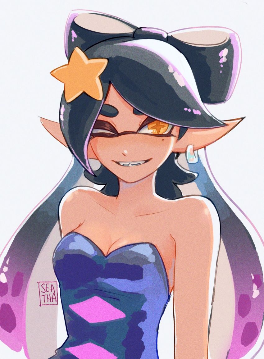 1girl artist_name bare_shoulders black_hair bow-shaped_hair breasts callie_(splatoon) cleavage collarbone dress earrings english_commentary gradient_hair highres hoop_earrings jewelry long_hair multicolored_hair one_eye_closed pink_hair pointy_ears purple_dress seatha simple_background smile solo splatoon_(series) splatoon_3 star-shaped_pupils star_(symbol) strapless strapless_dress symbol-shaped_pupils teeth tentacle_hair two-tone_hair upper_body white_background