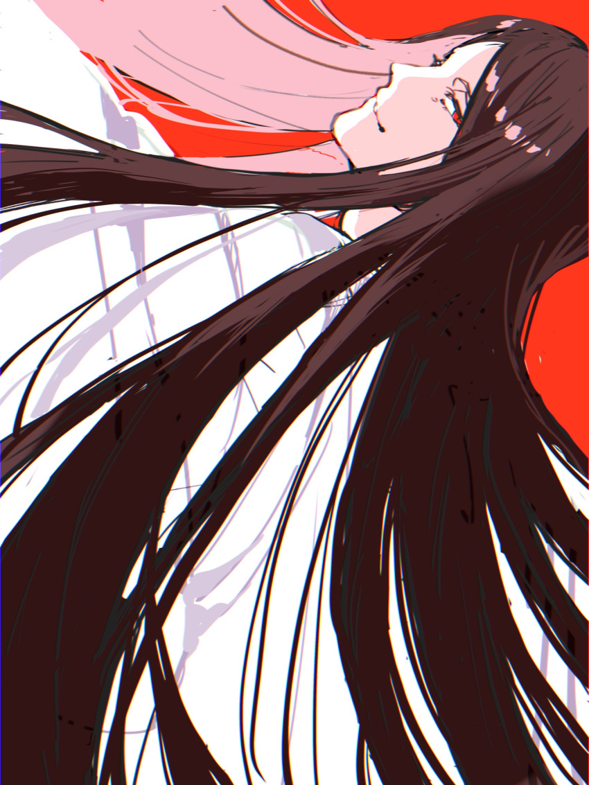 1girl a_nzi_end back black_hair bleach bleach:_sennen_kessen-hen dutch_angle evil_smile floating_hair half-closed_eyes haori highres japanese_clothes looking_back parted_bangs parted_lips red_background red_eyes shinigami smile solo taichou_haori unohana_retsu upper_body white_haori