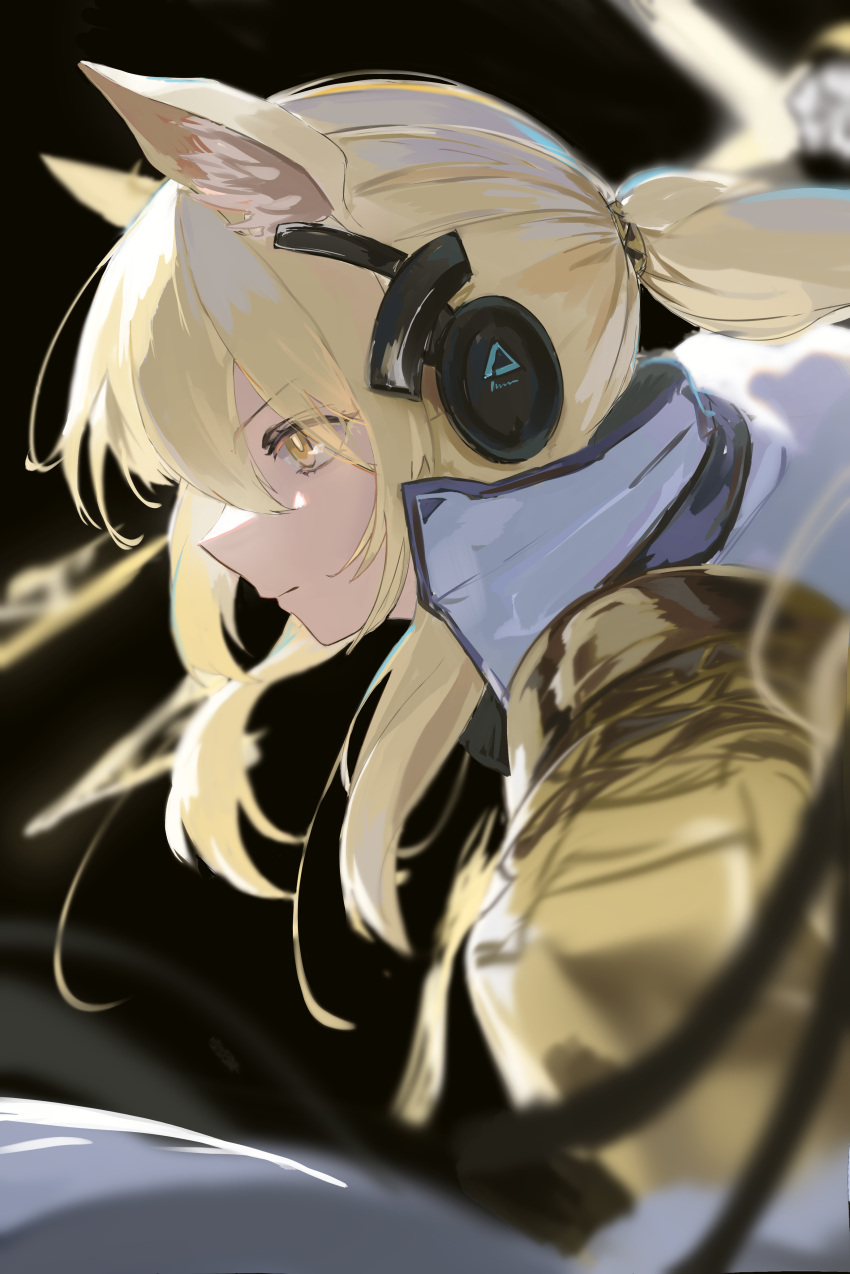 1girl absurdres animal_ear_fluff animal_ears arknights black_background blonde_hair blurry coat collared_coat commentary_request depth_of_field epaulettes from_side headset highres horse_ears horse_girl implied_extra_ears long_hair nearl_(arknights) nearl_the_radiant_knight_(arknights) ponytail popped_collar profile single_epaulette solo upper_body uryu_(uryu0329) white_coat yellow_eyes