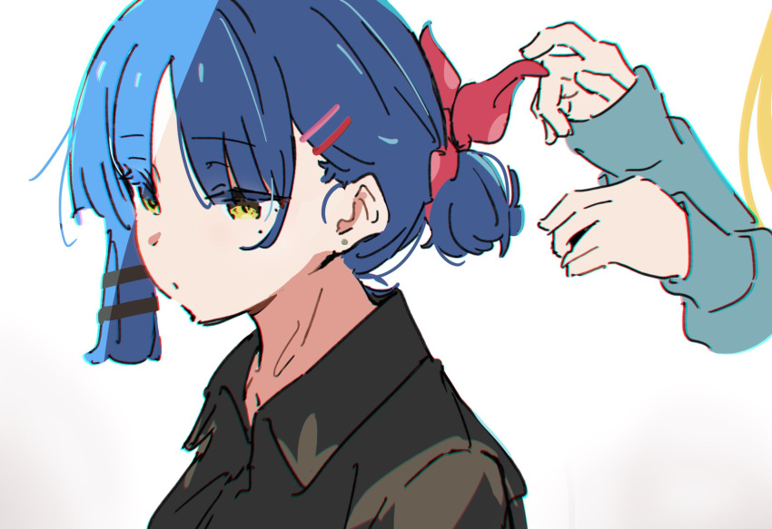 2girls atenaba black_shirt blonde_hair blue_hair blue_jacket bocchi_the_rock! bow chromatic_aberration closed_mouth collared_shirt earrings hair_bow hair_ornament hair_up hairclip highres ijichi_nijika jacket jewelry long_sleeves mole mole_under_eye multiple_girls red_bow shirt simple_background sleeves_past_wrists stud_earrings upper_body white_background yamada_ryo yellow_eyes