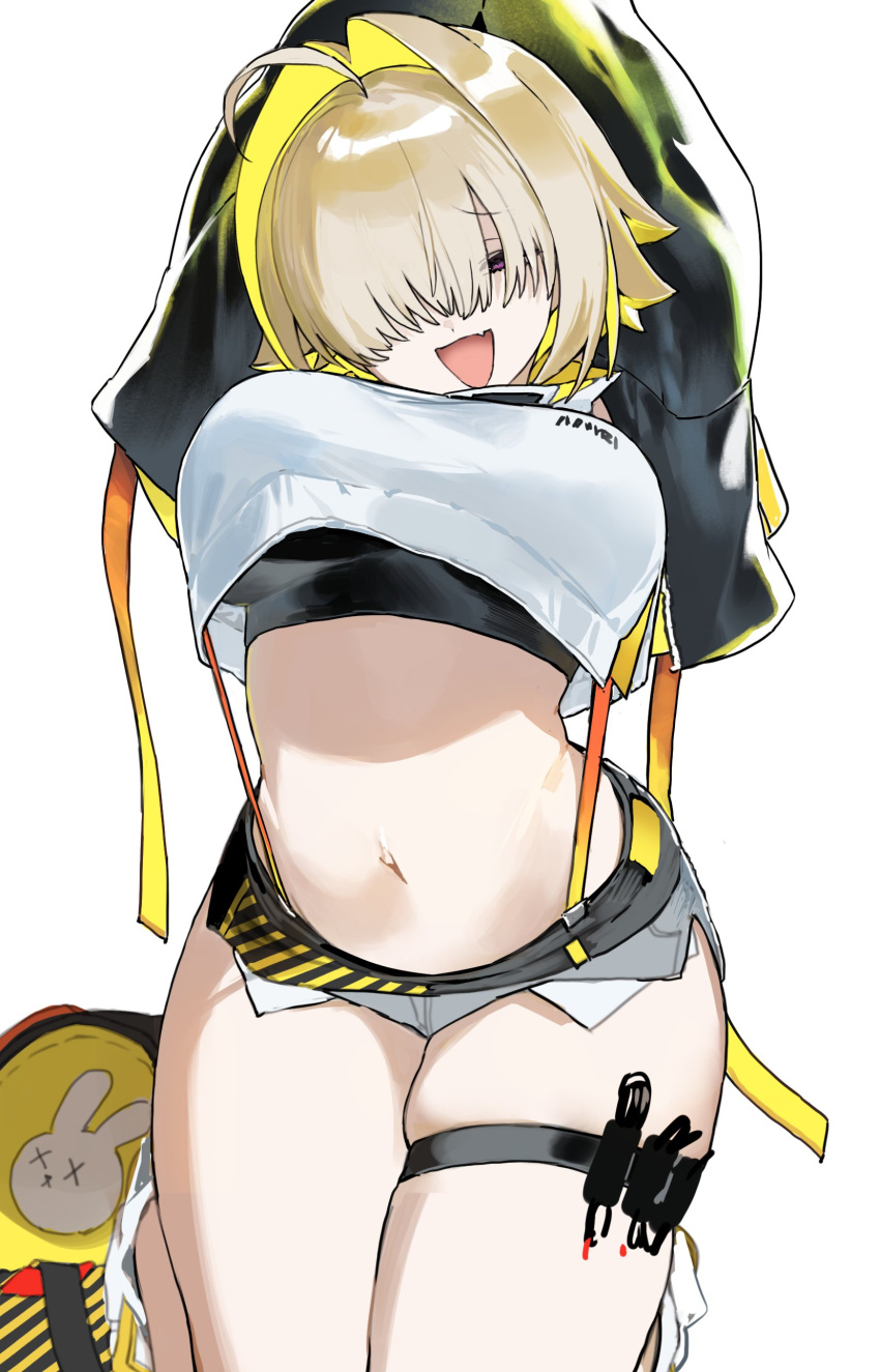 1girl absurdres arm_up black_sports_bra blonde_hair commentary crop_top crop_top_overhang elegg_(nikke) goddess_of_victory:_nikke green_hair grey_shorts hair_intakes hair_over_eyes highres looking_at_viewer micro_shorts multicolored_hair navel open_mouth plump purple_eyes seeshin_see short_hair shorts simple_background smile solo sports_bra stomach streaked_hair suspender_shorts suspenders thick_thighs thigh_strap thighs white_background