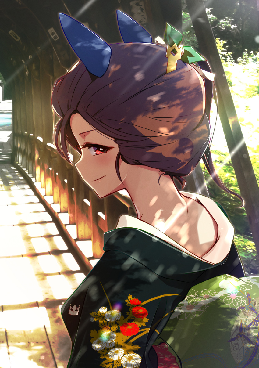 1girl absurdres animal_ears back brown_hair ear_covers floral_print_kimono green_kimono highres horse_ears horse_girl japanese_clothes kimono king_halo_(umamusume) looking_at_viewer looking_back neko_senshi red_eyes sideways_glance solo umamusume upper_body