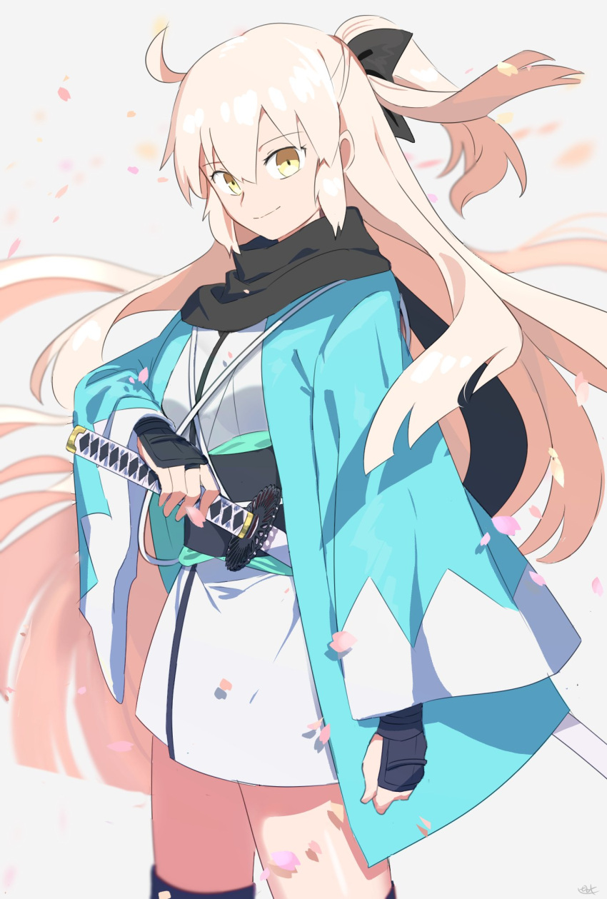 1girl alternate_hair_length alternate_hairstyle armor black_bow black_scarf blonde_hair bow closed_mouth falling_petals fate_(series) hair_bow haori highres japanese_armor japanese_clothes katana kimono koha-ace kote long_hair looking_at_viewer okita_souji_(fate) okita_souji_(koha-ace) petals pirohi_(pirohi214) sash scarf simple_background smile solo sword weapon white_background white_kimono yellow_eyes