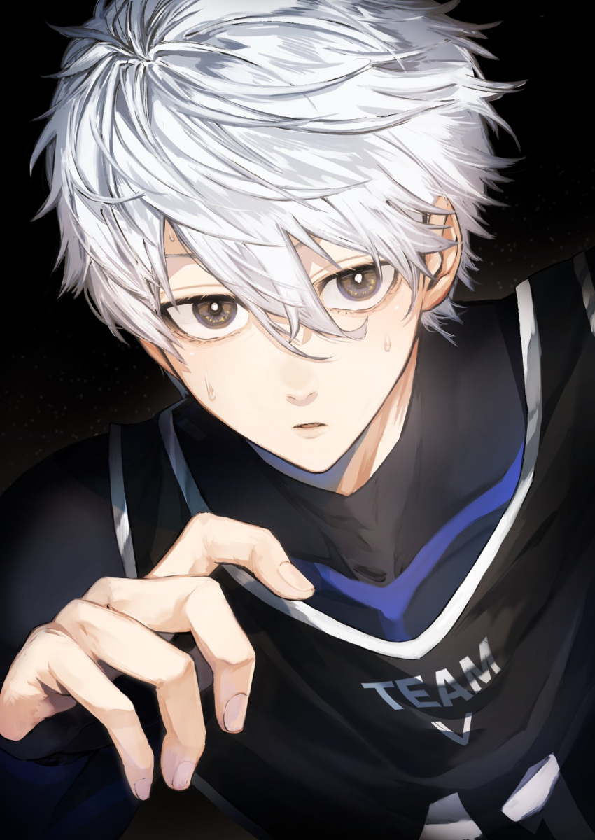 1boy blue_lock hair_between_eyes highres nagi_seishirou naka_(58hrprtr) open_mouth short_hair soccer_uniform solo sportswear sweat upper_body white_hair