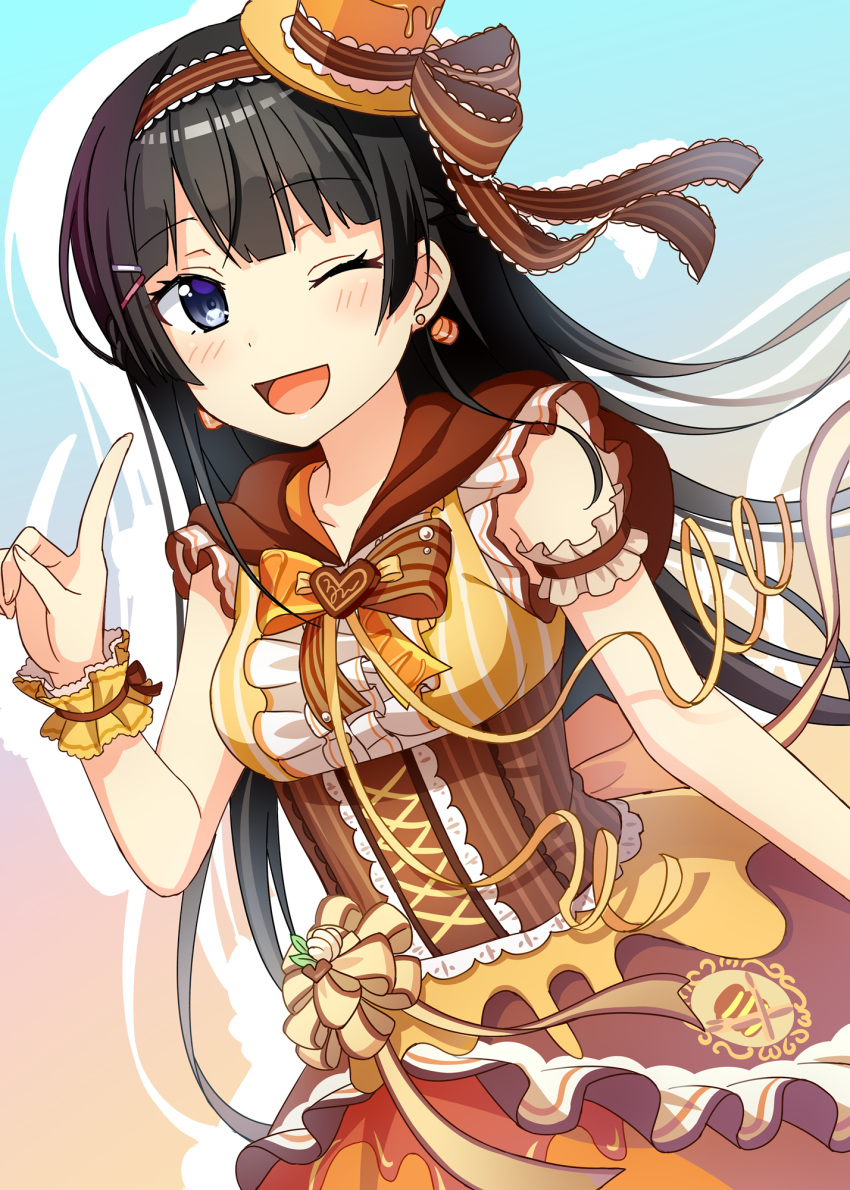 ;d arm_strap black_eyes black_hair brown_hairband brown_ribbon collarbone commentary cosplay earrings eyebrows_visible_through_hair floating_hair hairband hat hat_ribbon highres index_finger_raised jewelry kitami_yuzu kitami_yuzu_(cosplay) long_hair looking_at_viewer mini_hat nijisanji one_eye_closed open_mouth orange_hat ribbon sleeveless smile solo standing striped striped_ribbon tsukino_mito wrist_cuffs yuusa